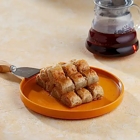 Cevizli Özel Dilim Baklava